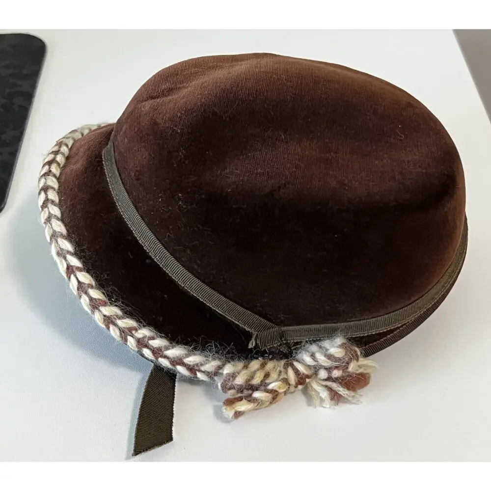 Vintage 40s 50s Girls Hat Petit Chapeau by Richard Englander Brown Felt Bonnet